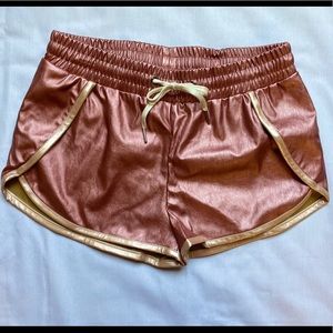 Athletic women’s shorts * Gianna Bini